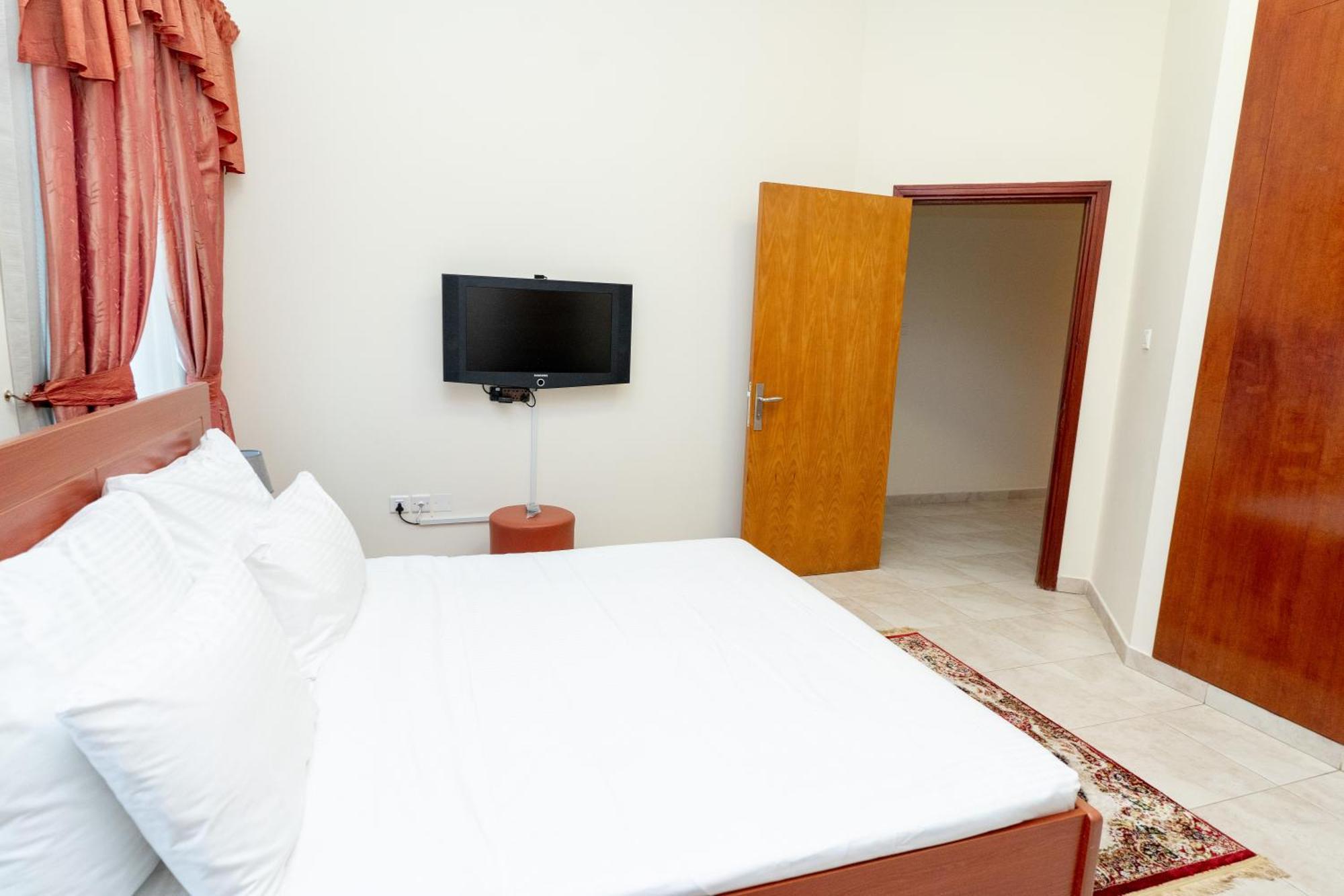 Al Raya Hotel Apartments Dubai Eksteriør billede