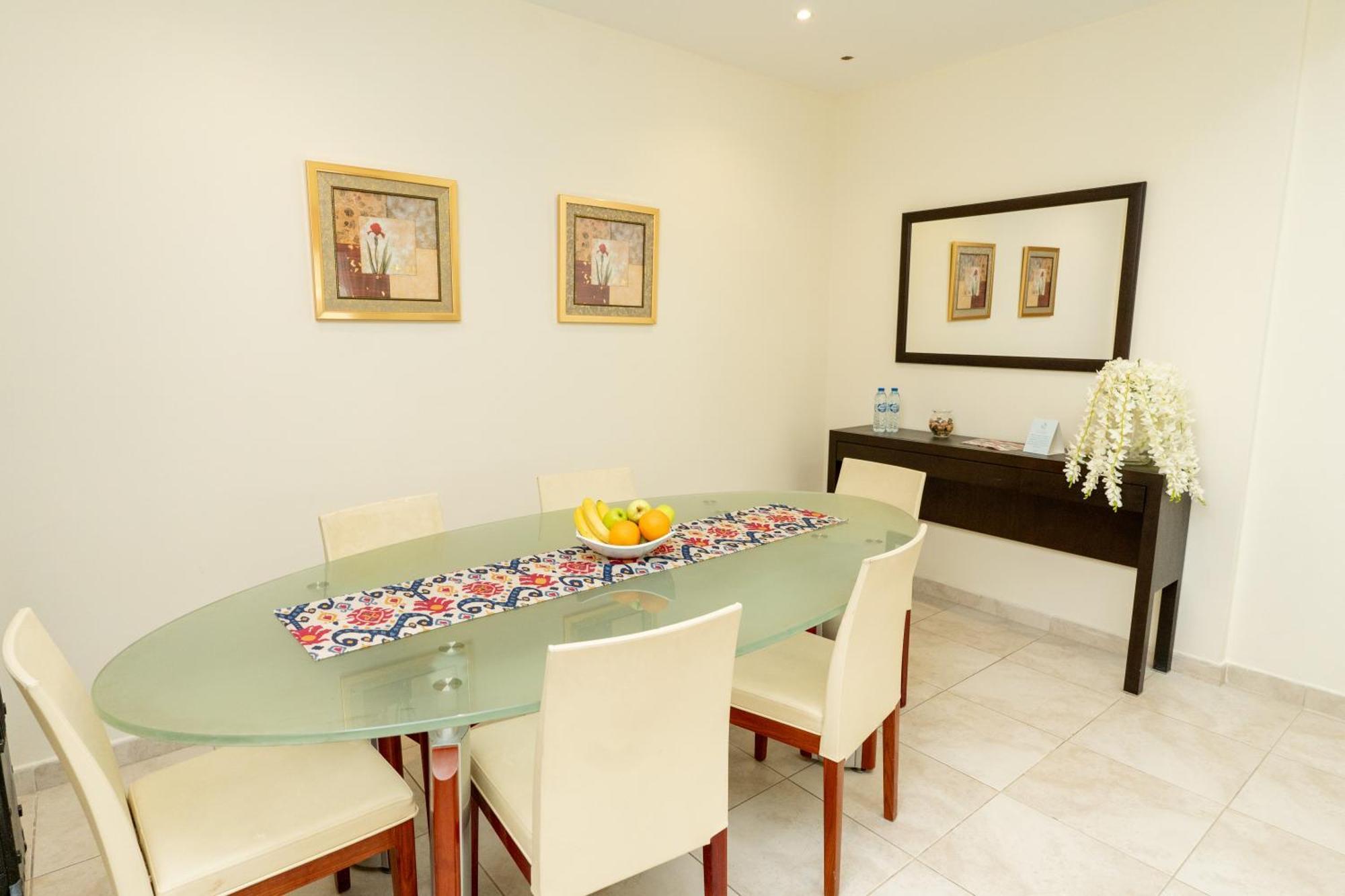 Al Raya Hotel Apartments Dubai Eksteriør billede