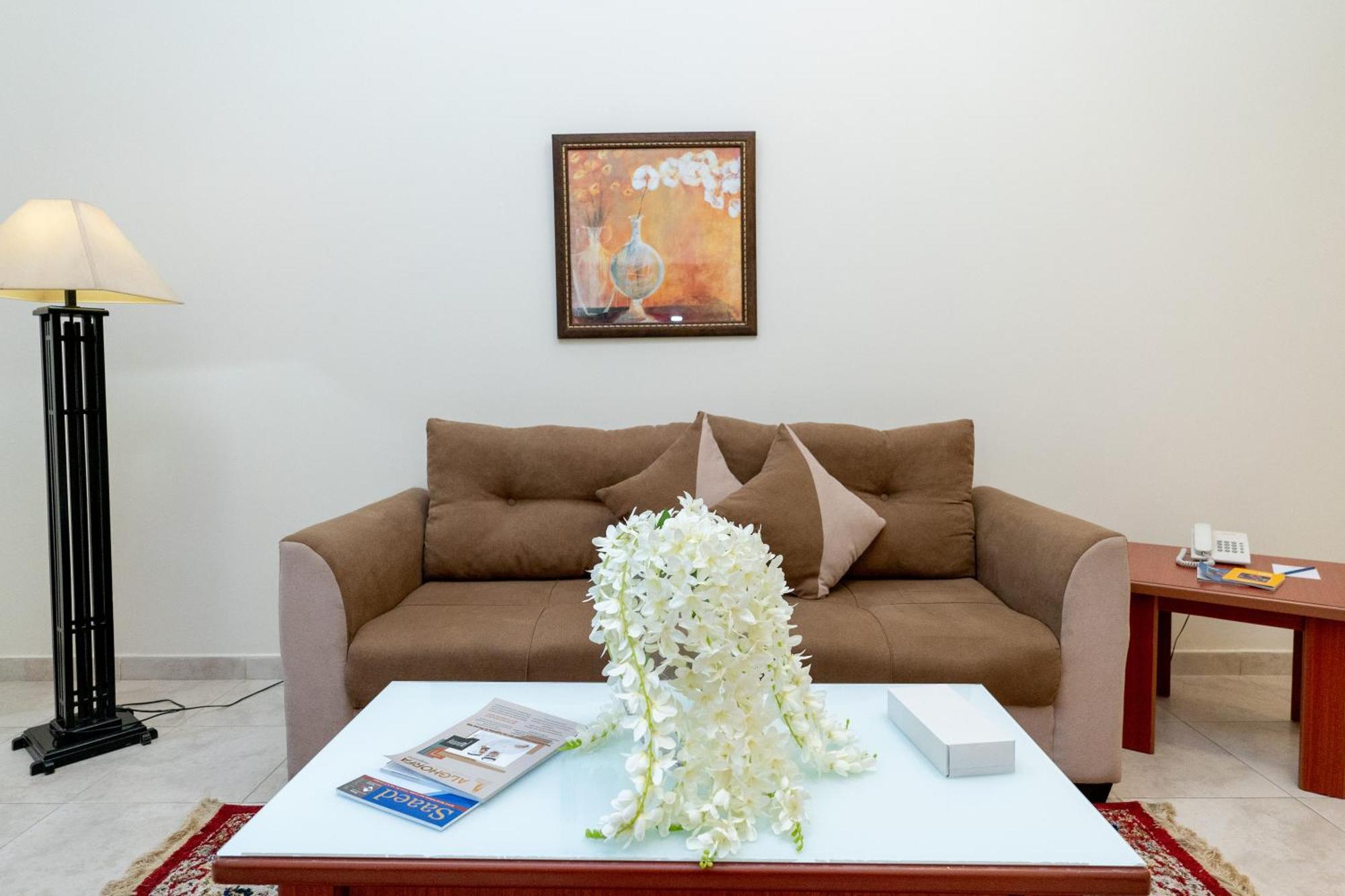 Al Raya Hotel Apartments Dubai Eksteriør billede