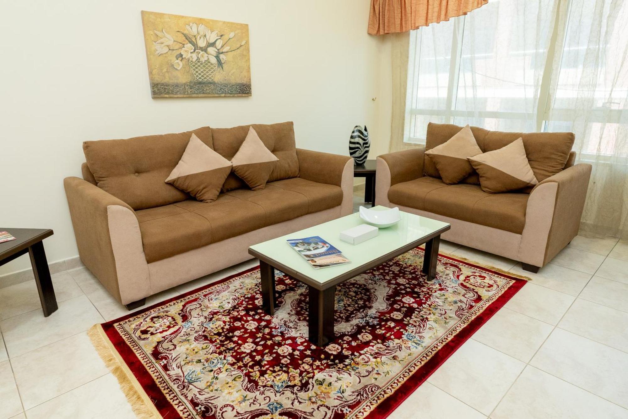 Al Raya Hotel Apartments Dubai Eksteriør billede