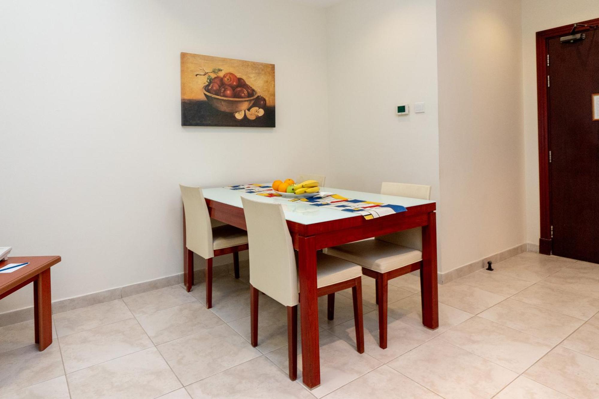 Al Raya Hotel Apartments Dubai Eksteriør billede